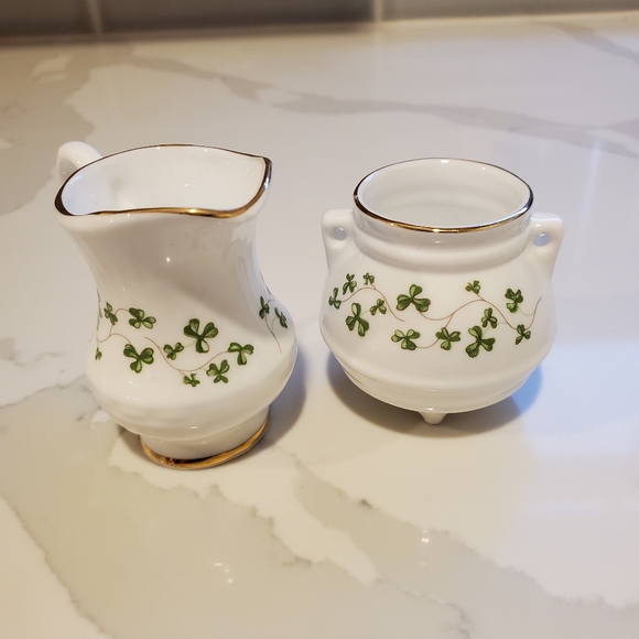 Royal Tara mini creamer and sugar bowl, made in Galway Ireland, Bone China - Picture 2 of 10